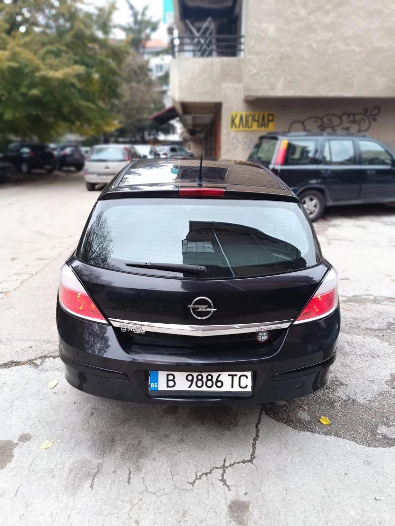 Opel Astra H, снимка 7 - Автомобили и джипове - 48721874