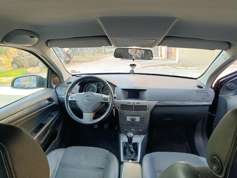 Opel Astra H, снимка 12 - Автомобили и джипове - 48721874