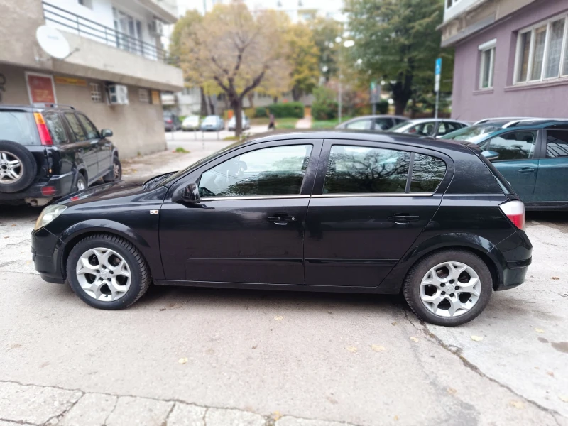 Opel Astra H, снимка 3 - Автомобили и джипове - 48721874