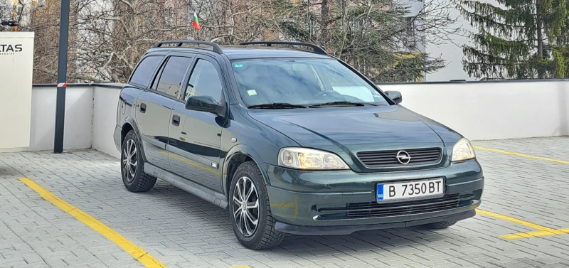 Opel Astra 1600, снимка 1 - Автомобили и джипове - 49324369