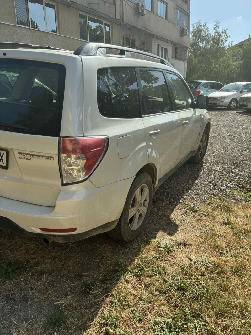 Subaru Forester LPG, снимка 3 - Автомобили и джипове - 51608198
