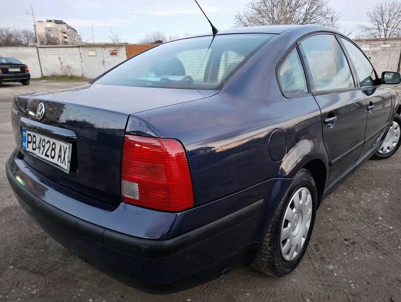 VW Passat 1.6 Газ Клима, снимка 6 - Автомобили и джипове - 53482641
