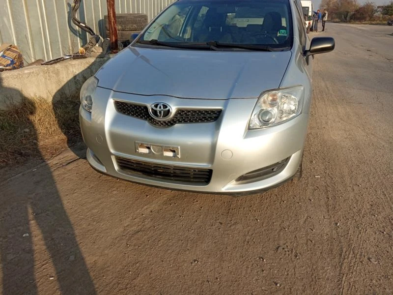 Toyota Auris 1.3VVTI tip 1NR, снимка 1 - Автомобили и джипове - 30776123