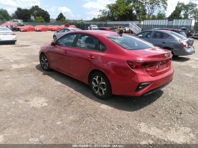 Kia Forte LXS * Kрайна цена* Лизинг* , снимка 3 - Автомобили и джипове - 49528952