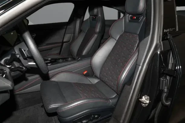 Audi E-Tron GT S Quattro = Black Optics Plus = �������� | Mobile.bg � ����������� 8
