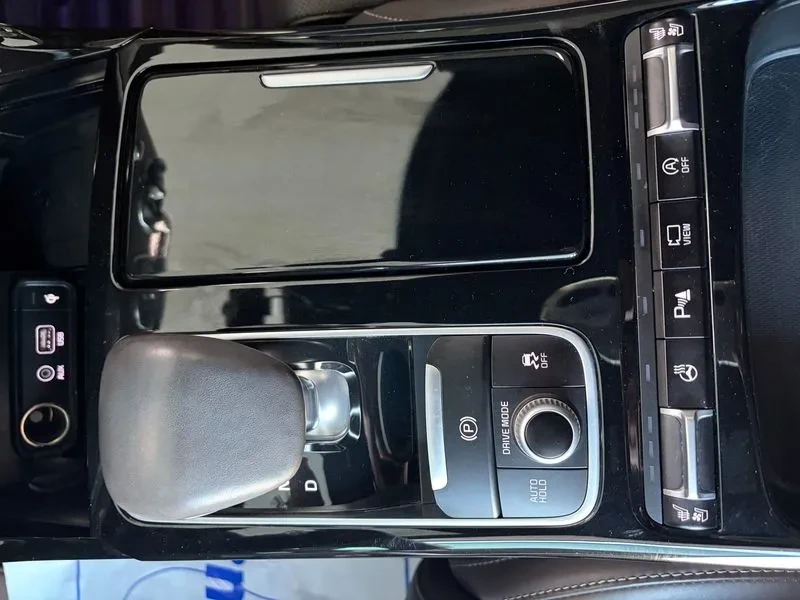 Kia Stinger  2.0 Turbo 2Wd Platinum, снимка 10 - Автомобили и джипове - 56356926