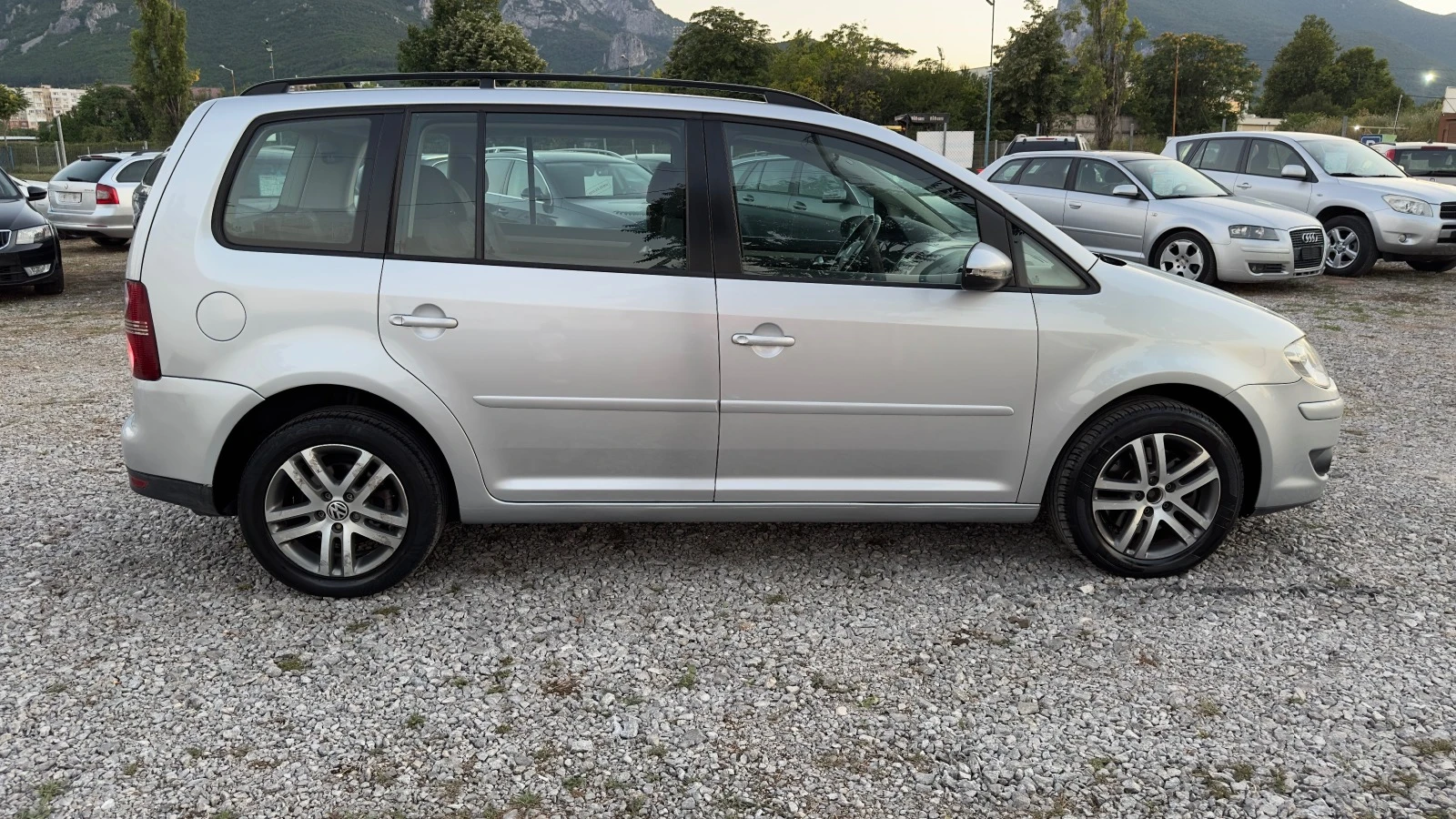 VW Touran 1.4tsi-ecometan 7 места Евро 5 - изображение 4