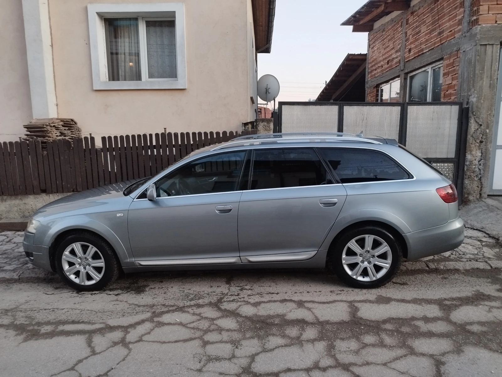 Audi A6 Allroad 3.0tdi 233 - изображение 2