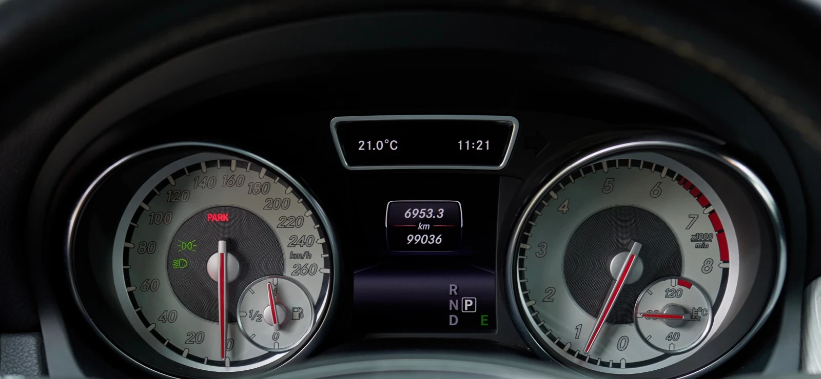 Mercedes-Benz CLA 250  - изображение 10