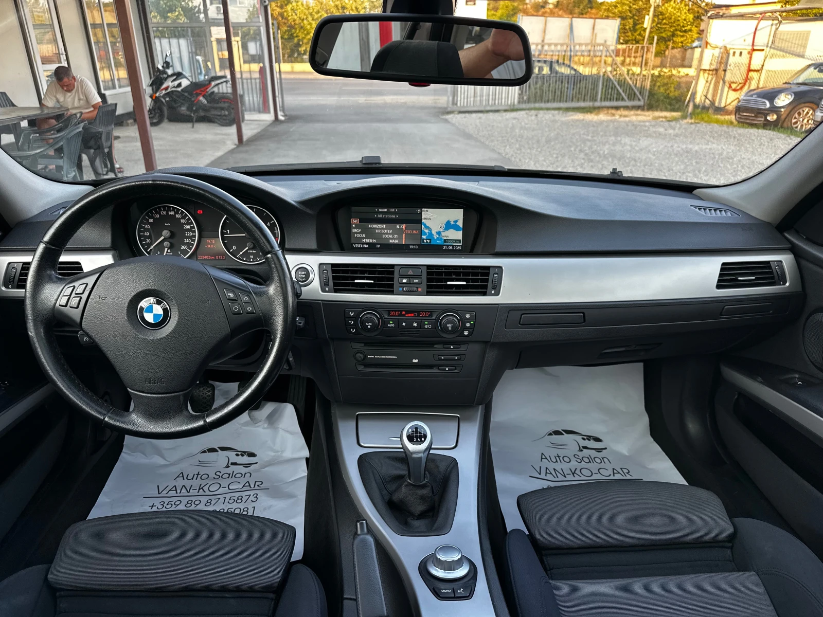 BMW 320 d 163к.с Нави* Панорама - изображение 9
