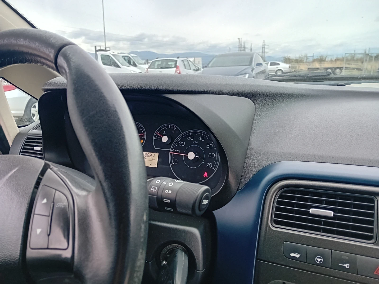 Fiat Punto 1.4 Klima Gaz - изображение 8