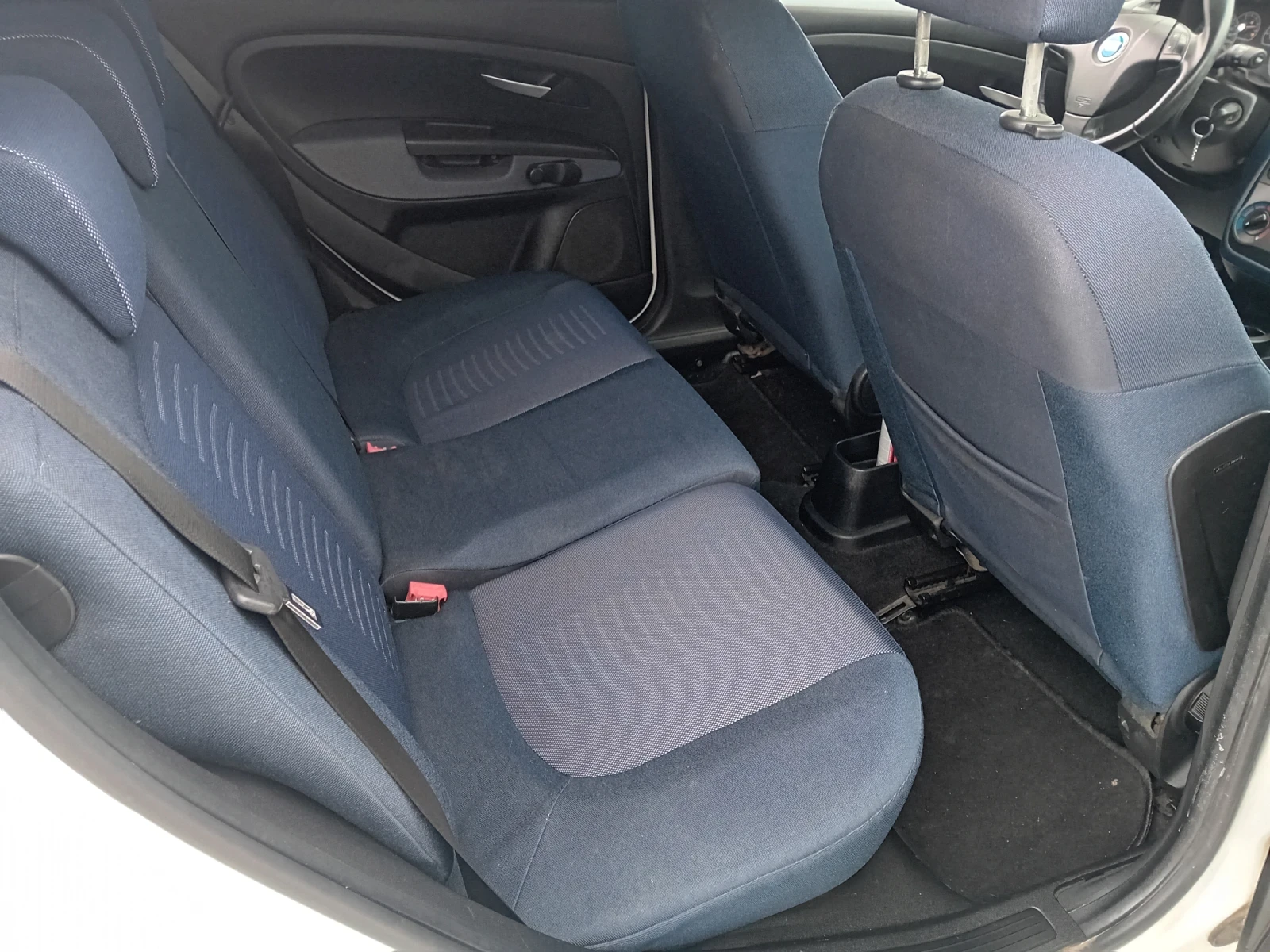 Fiat Punto 1.4 Klima Gaz - изображение 10