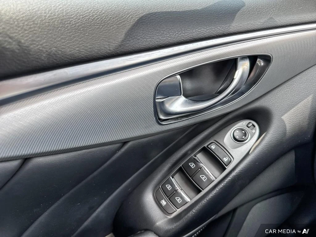 Infiniti Q50 *  *    *   *  | Mobile.bg   15