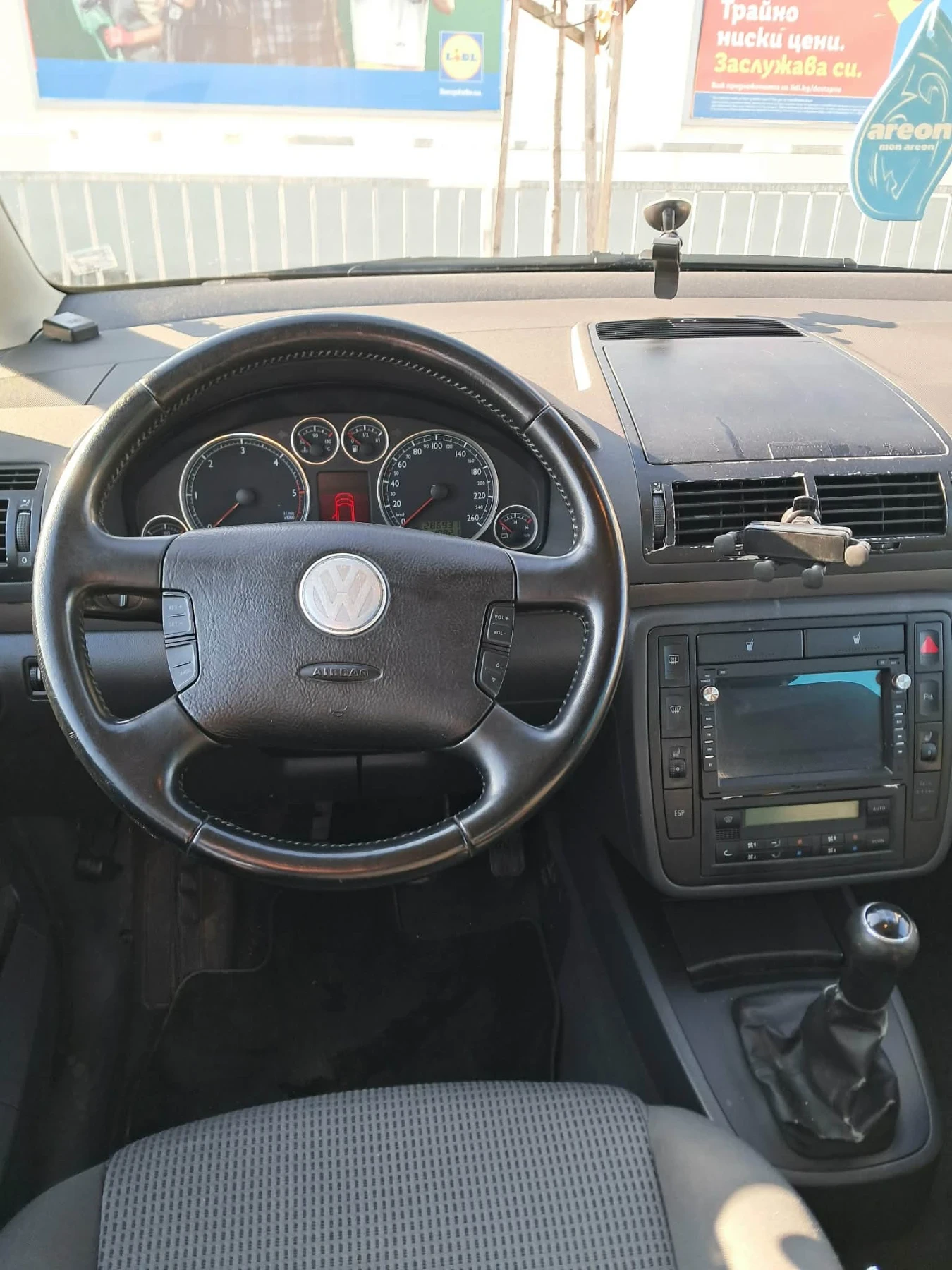 VW Sharan, снимка 6 - Автомобили и джипове - 53783885