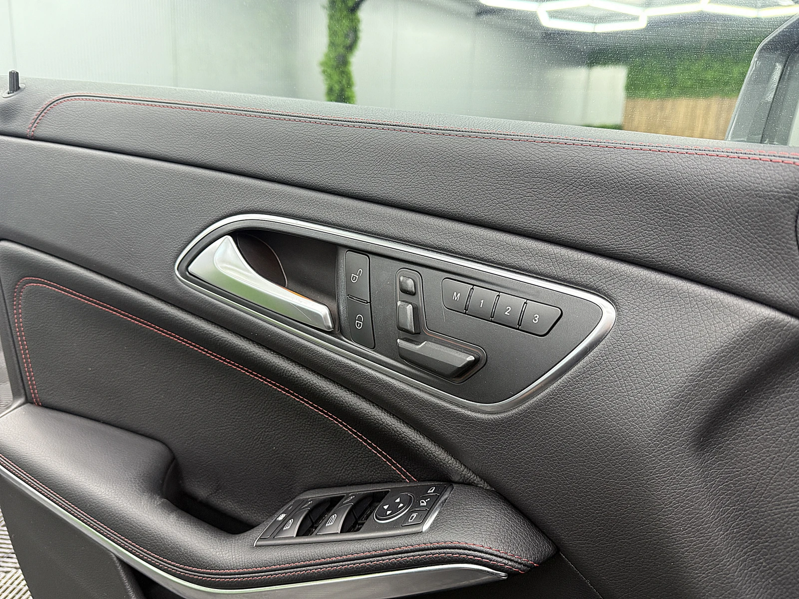 Mercedes-Benz CLA 220 AMG-line/ECO START STOP/СОБСТВЕН ЛИЗИНГ, снимка 13 - Автомобили и джипове - 53809248