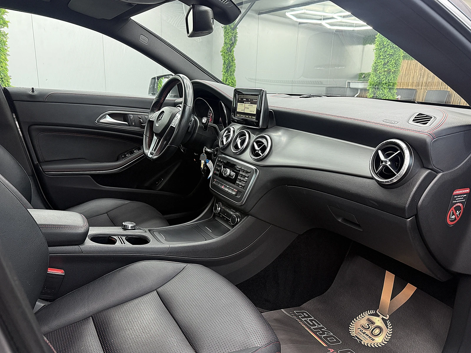 Mercedes-Benz CLA 220 AMG-line/ECO START STOP/СОБСТВЕН ЛИЗИНГ, снимка 11 - Автомобили и джипове - 53809248