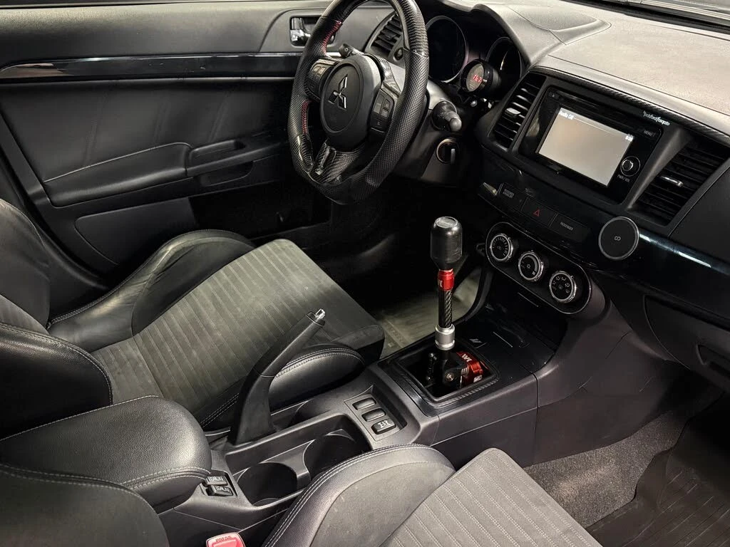 Mitsubishi Lancer EVO X GSR * АвтоКредит* (ЦЕНА ДО БГ), снимка 7 - Автомобили и джипове - 54011286