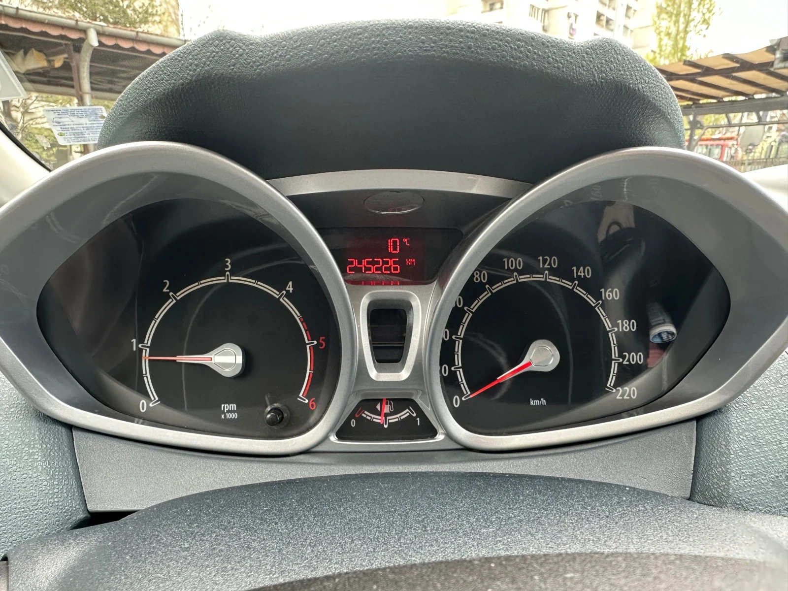 Ford Fiesta 1.4Tdci Titanium , снимка 6 - Автомобили и джипове - 54280604