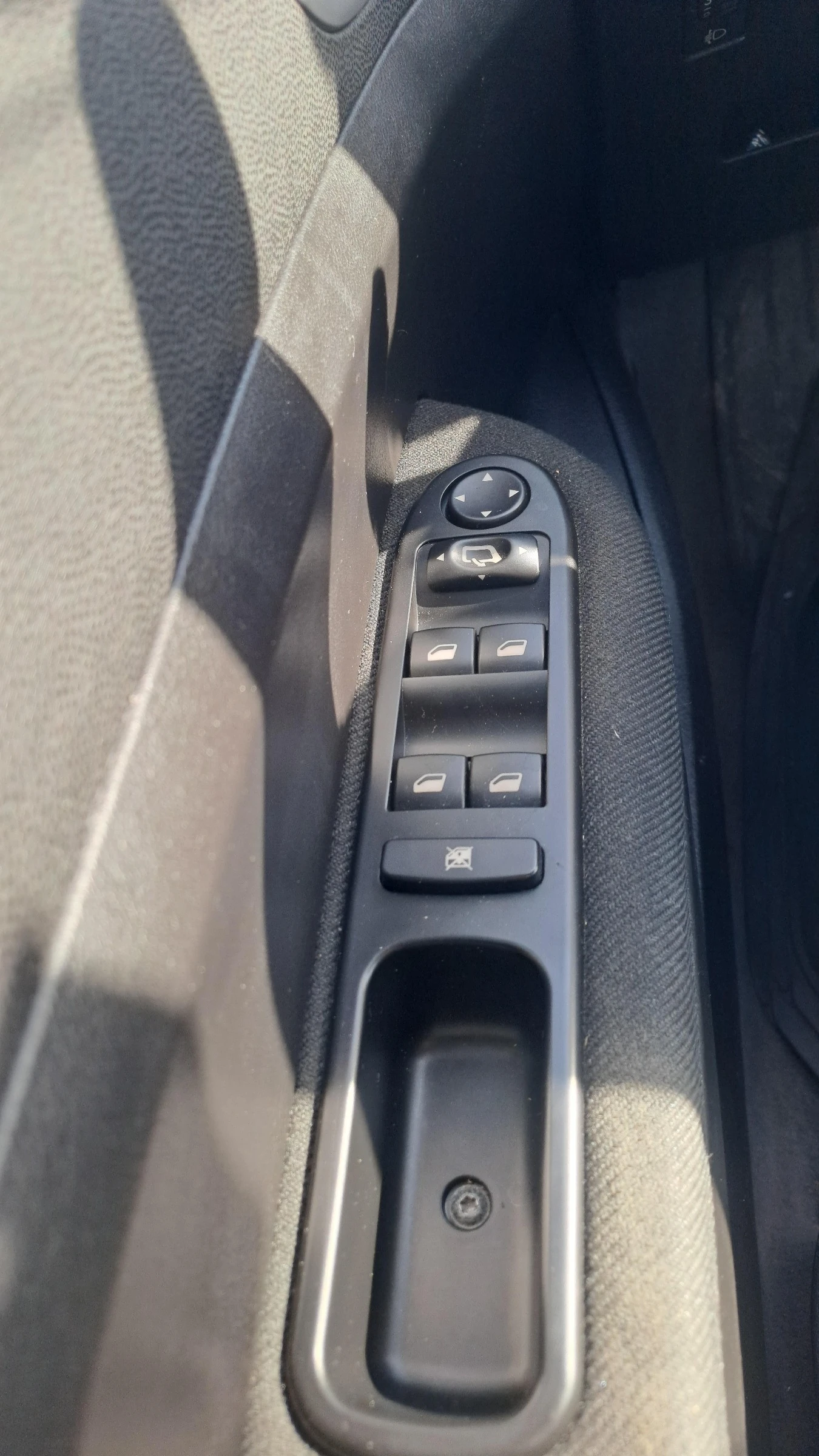 Peugeot 307 1.6i, снимка 15 - Автомобили и джипове - 54340213