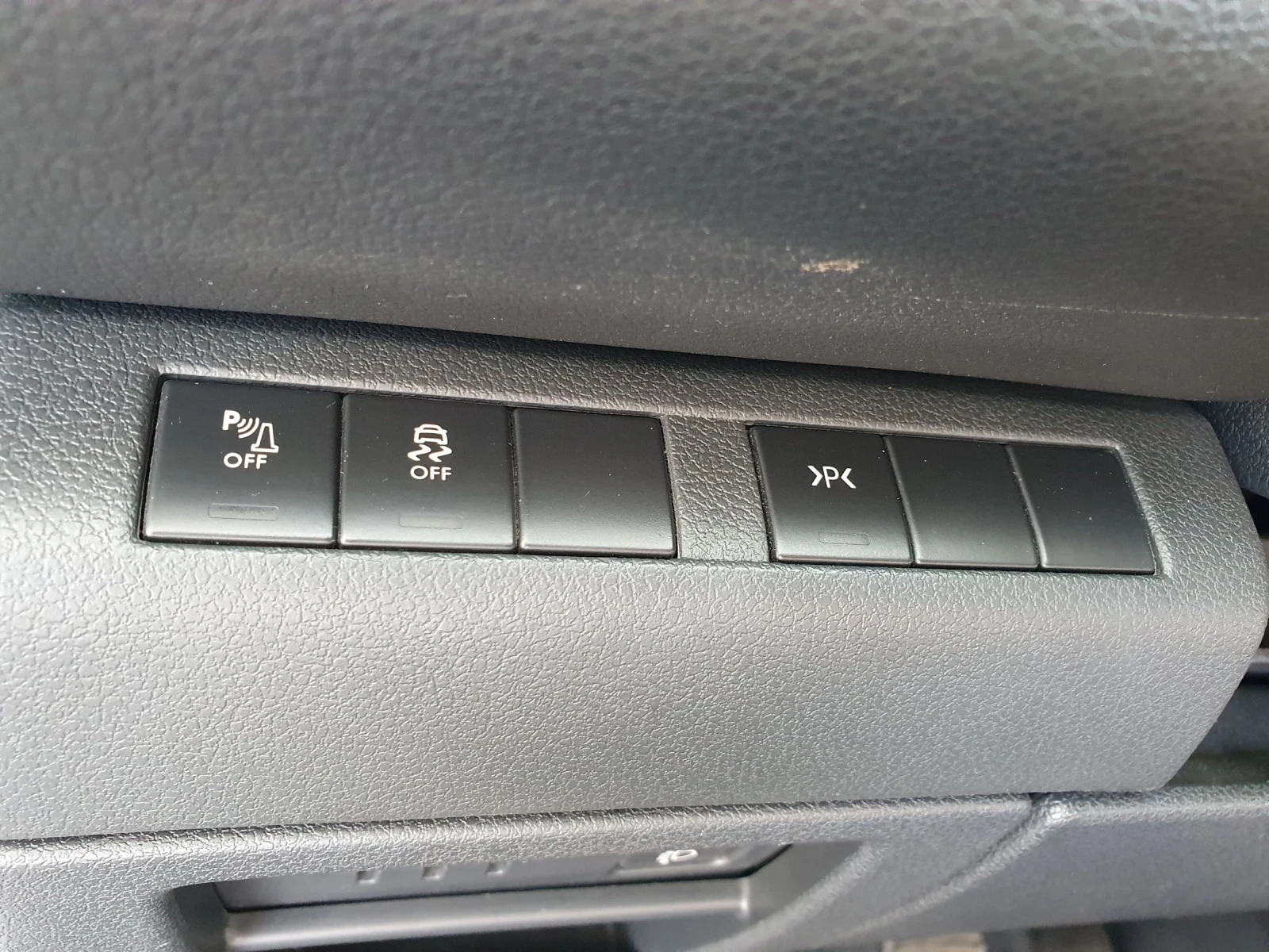 Peugeot 3008 NAVI* HeadUp* PANORAMA* Bluetooth , снимка 11 - Автомобили и джипове - 54323798