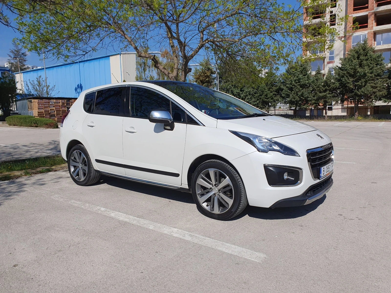 Peugeot 3008 NAVI* HeadUp* PANORAMA* Bluetooth , снимка 3 - Автомобили и джипове - 54323798