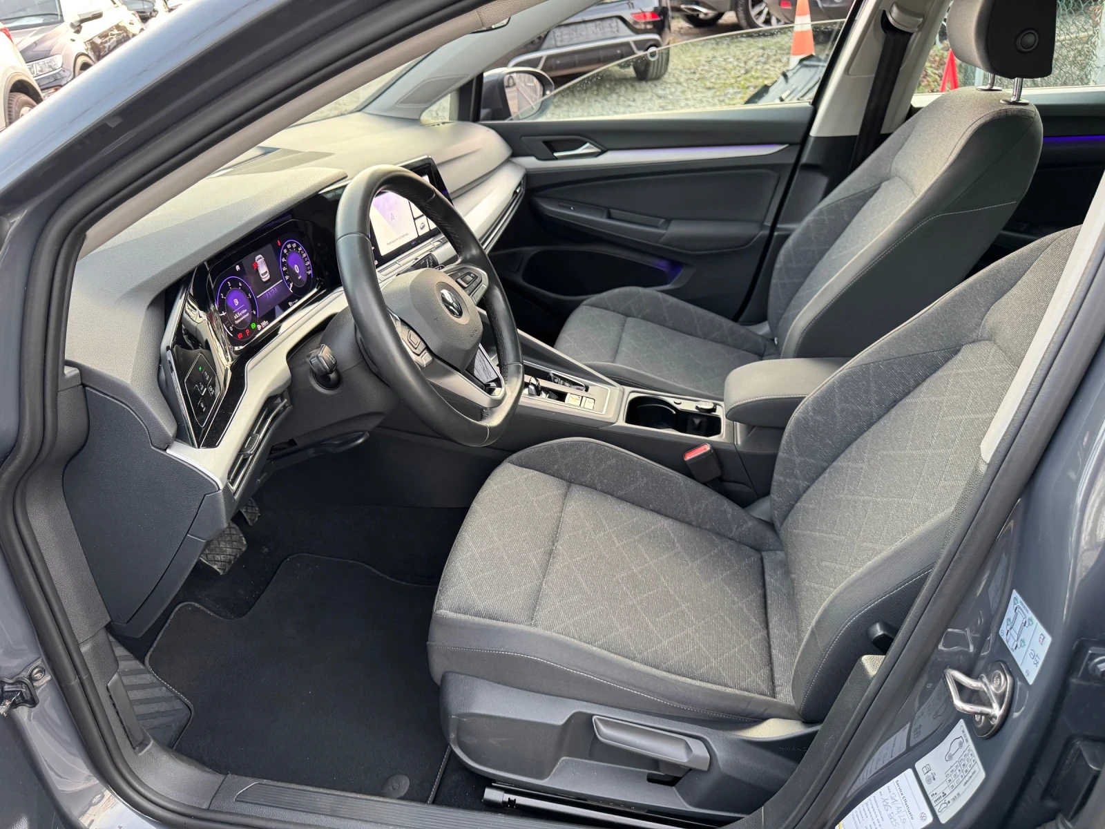 VW Golf 2.0TDI* DSG* Life, снимка 4 - Автомобили и джипове - 54370286