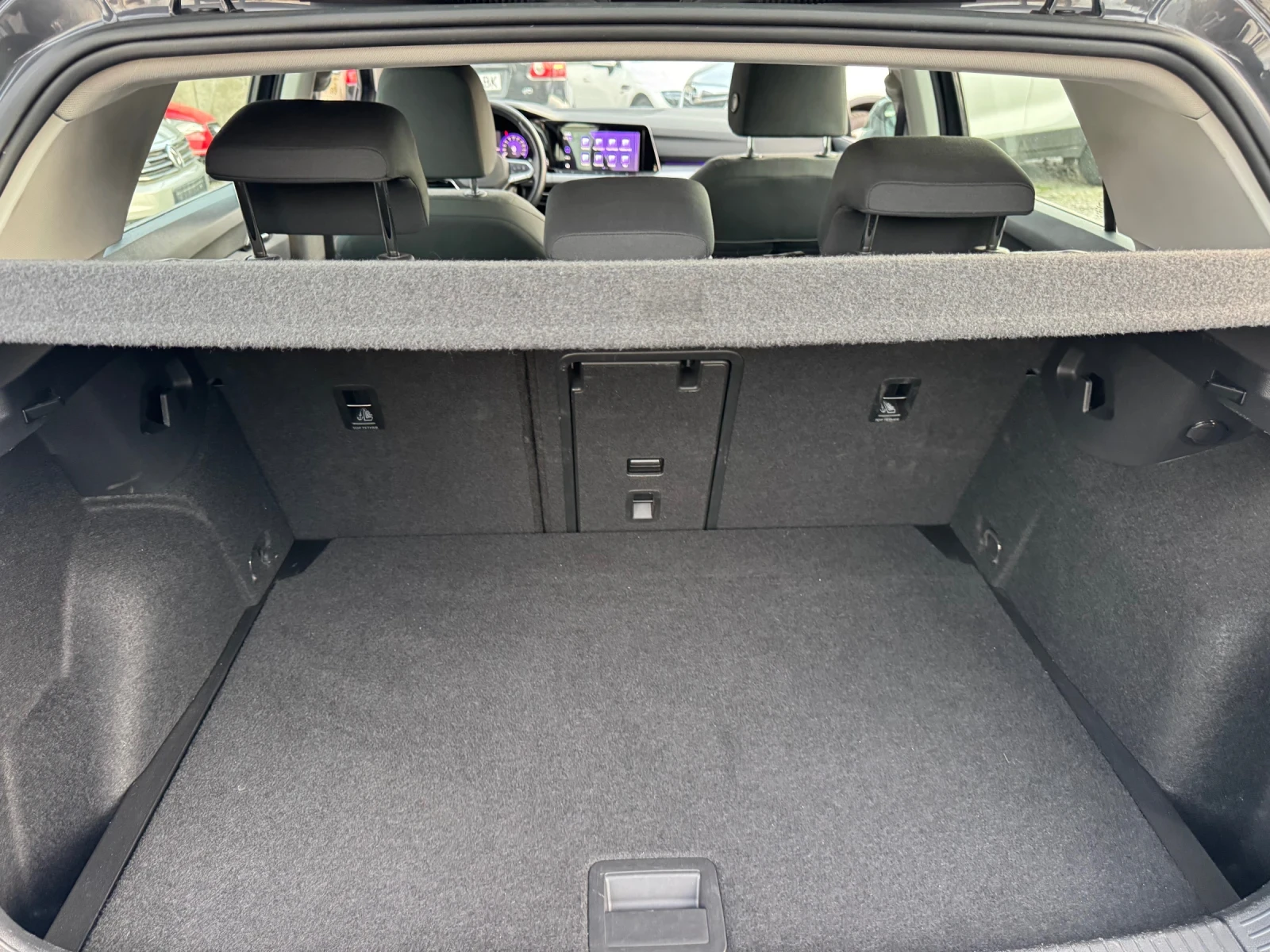 VW Golf 2.0TDI* DSG* Life, снимка 12 - Автомобили и джипове - 54370286