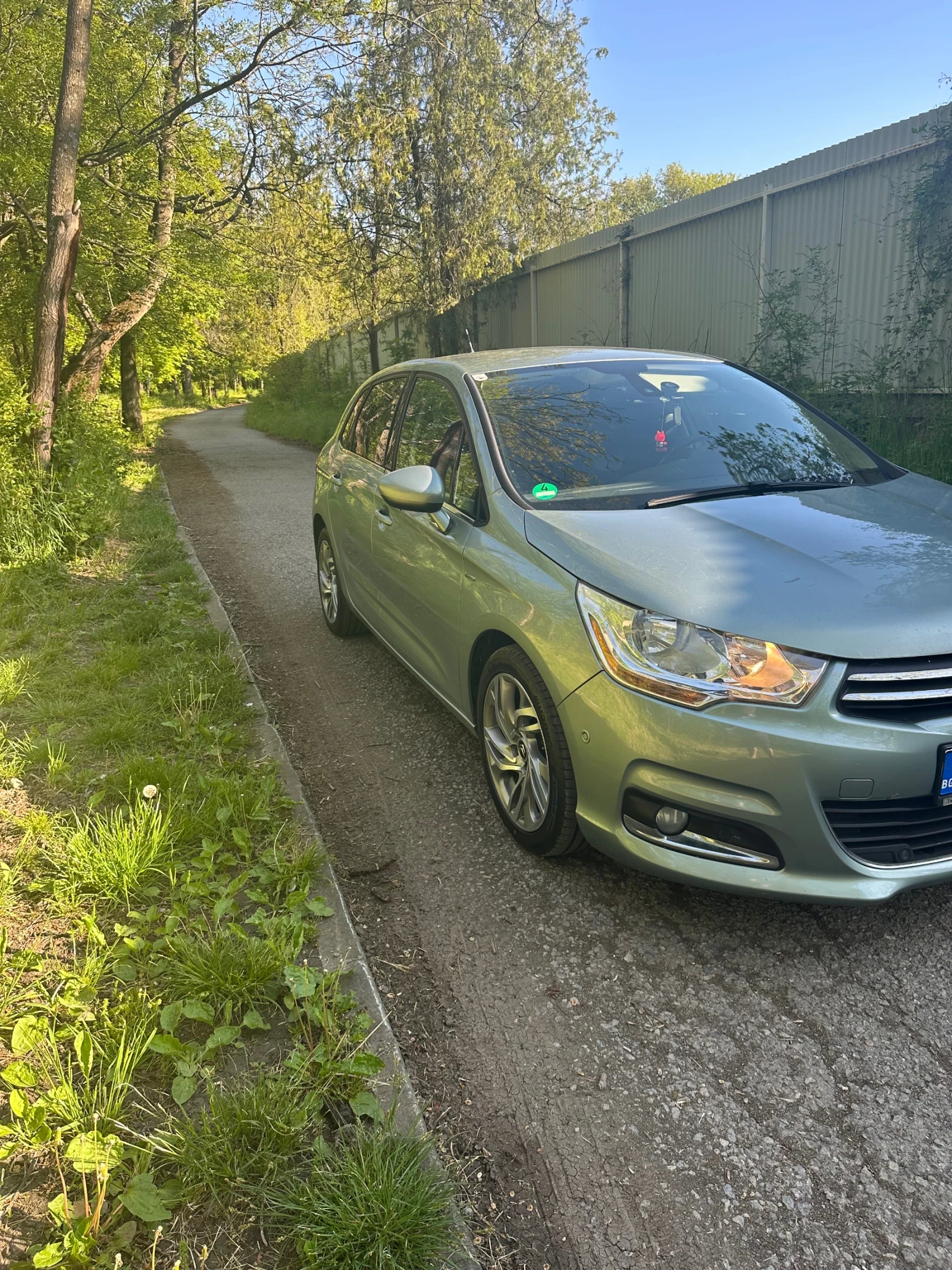 Citroen C4, снимка 3 - Автомобили и джипове - 54421157