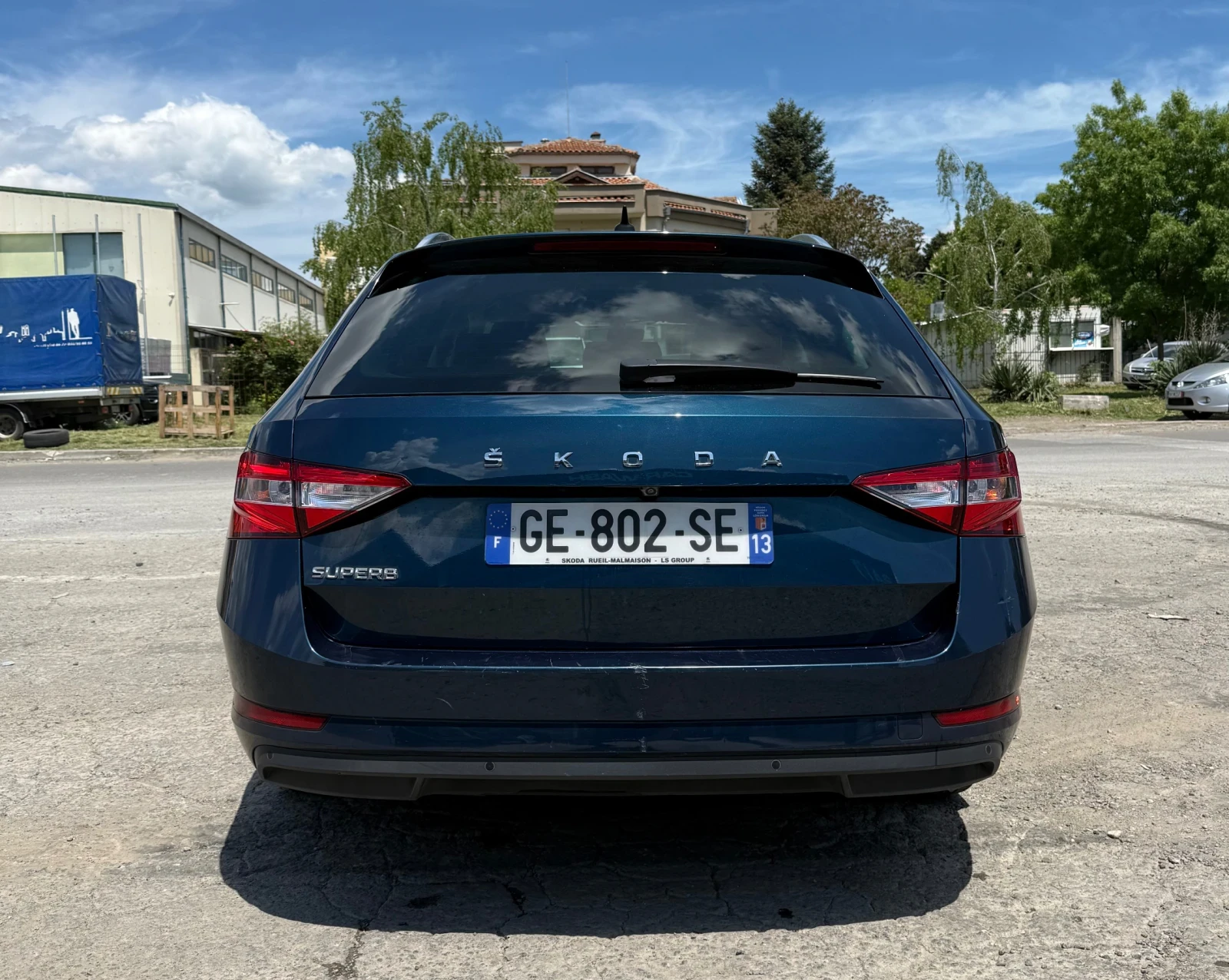 Skoda Superb 2.0 / 150 конски сили / дизел, снимка 8 - Автомобили и джипове - 54610935
