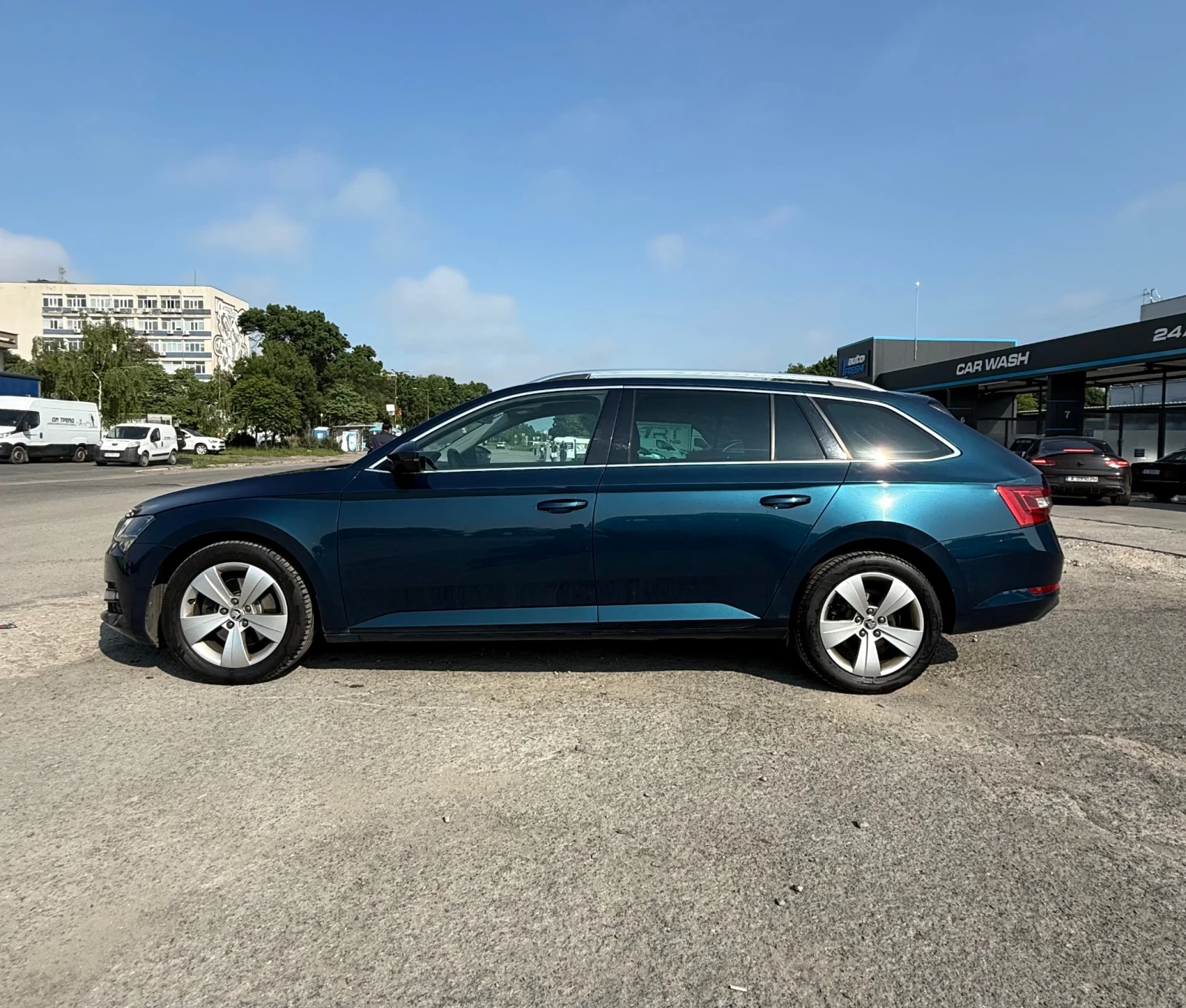 Skoda Superb 2.0 / 150 hp , снимка 3 - Автомобили и джипове - 54610935
