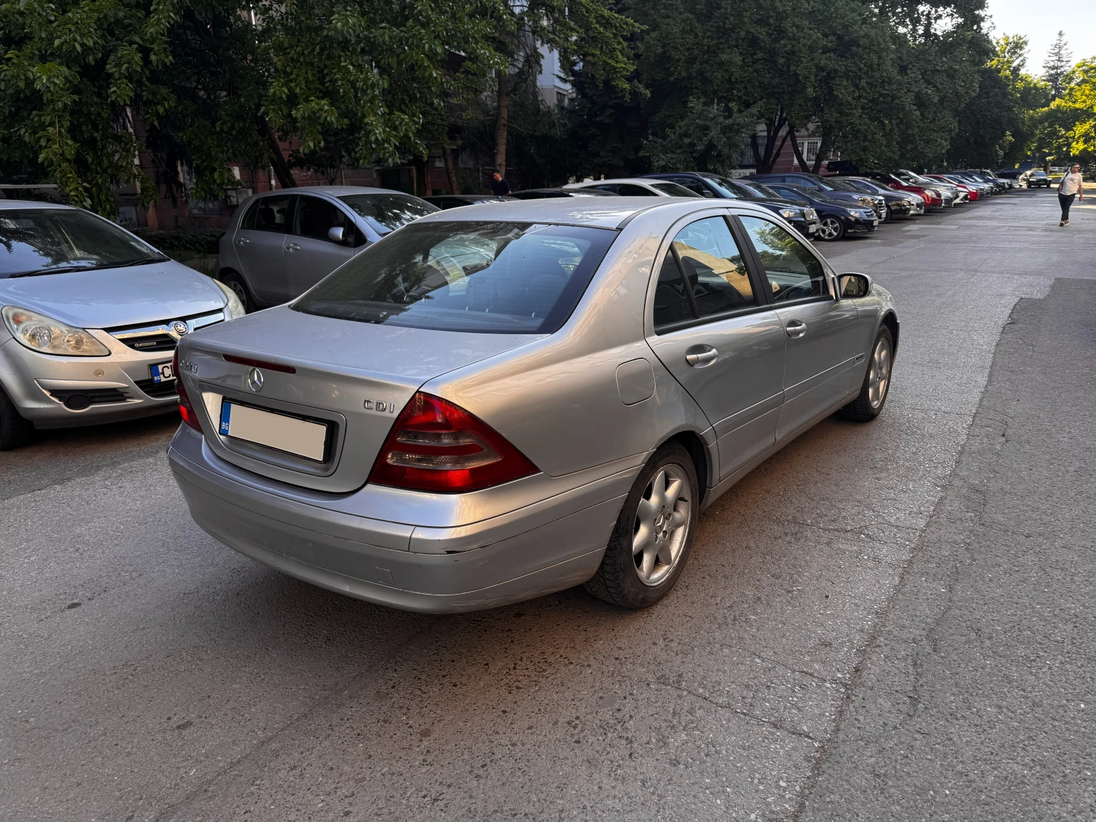 Mercedes-Benz C 220, снимка 2 - Автомобили и джипове - 54722222