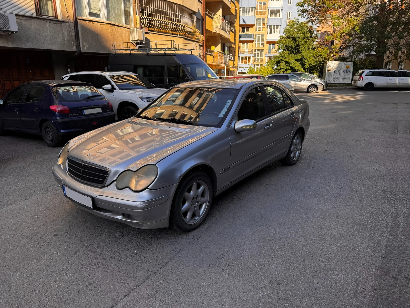 Mercedes-Benz C 220