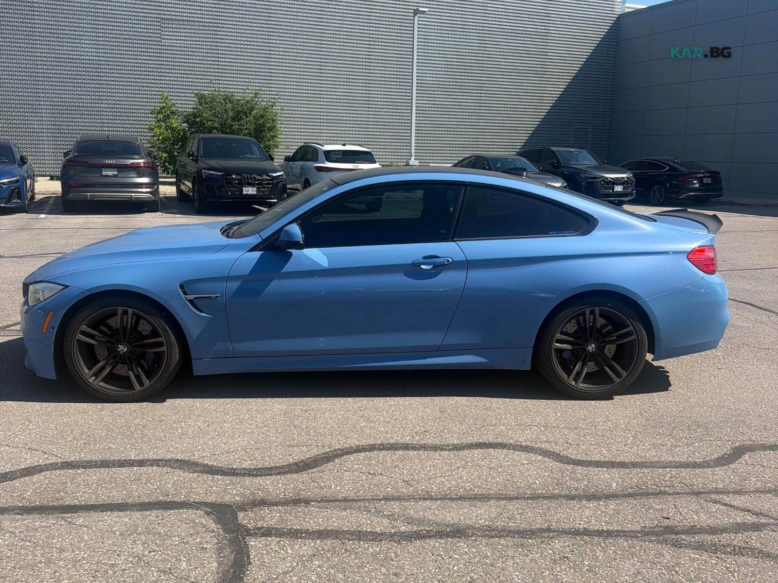 BMW M4 TOP SPEC Автокредит Цена до България, снимка 2 - Автомобили и джипове - 55153258