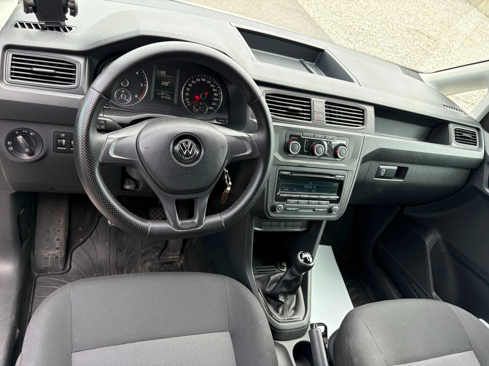 VW Caddy Euro 5B, снимка 11 - Автомобили и джипове - 55412995