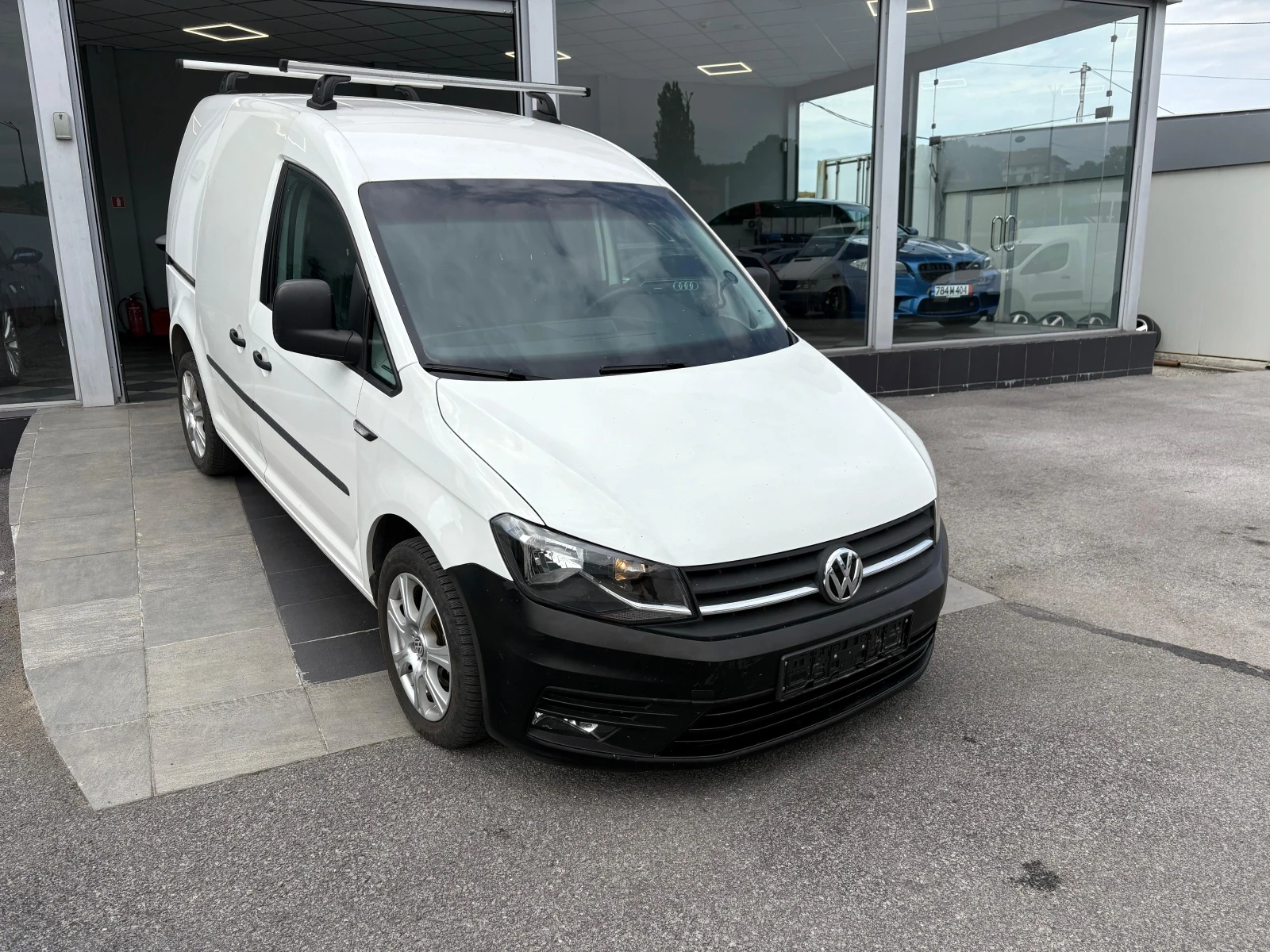 VW Caddy Euro 5B, снимка 5 - Автомобили и джипове - 55412995