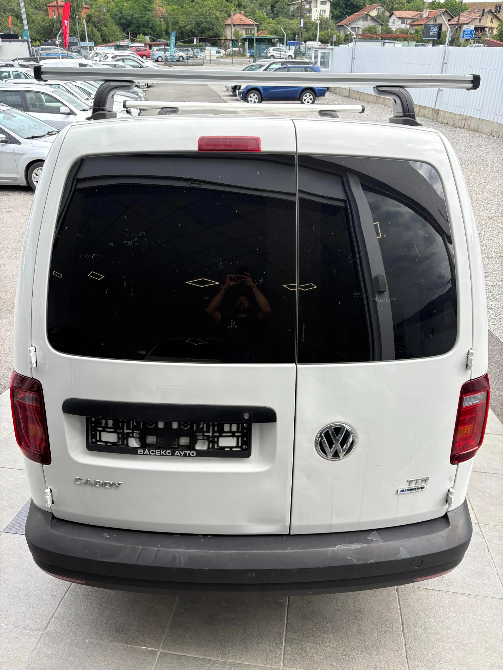 VW Caddy Euro 5B, снимка 2 - Автомобили и джипове - 55412995