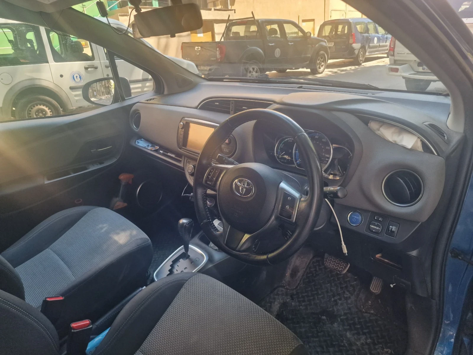 Toyota Yaris, снимка 7 - Автомобили и джипове - 55627319