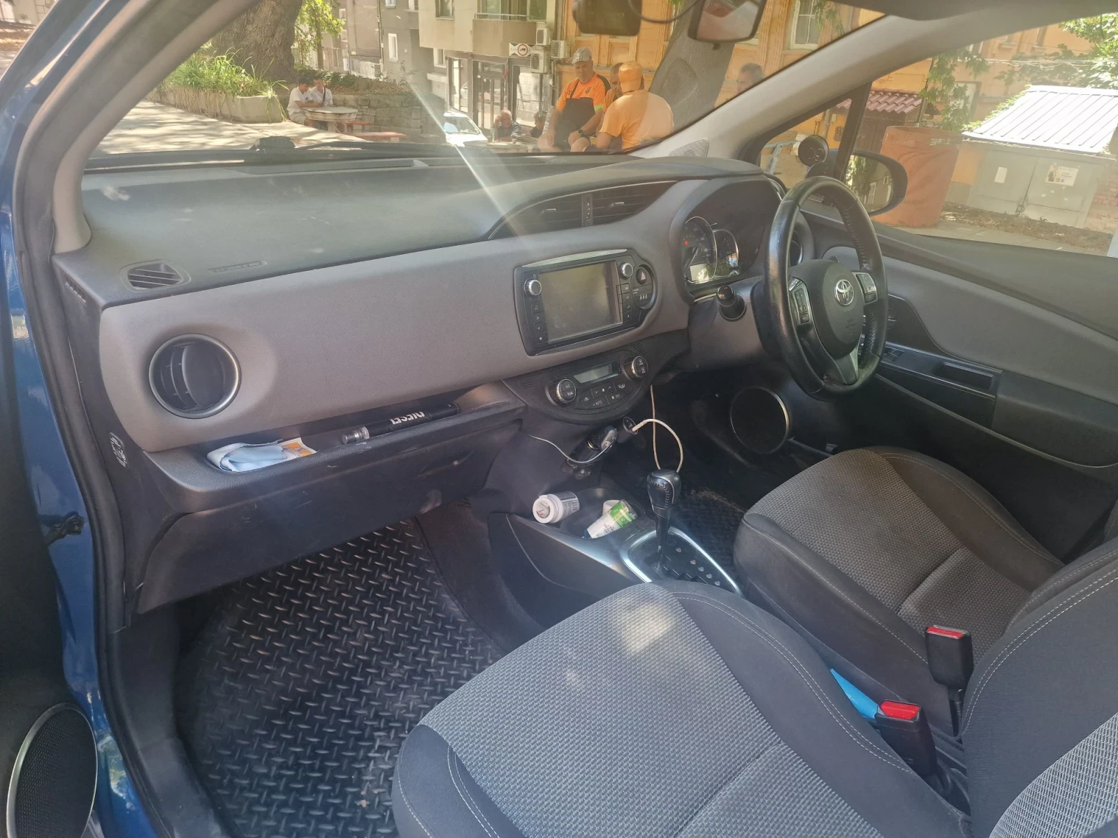 Toyota Yaris, снимка 8 - Автомобили и джипове - 55627319