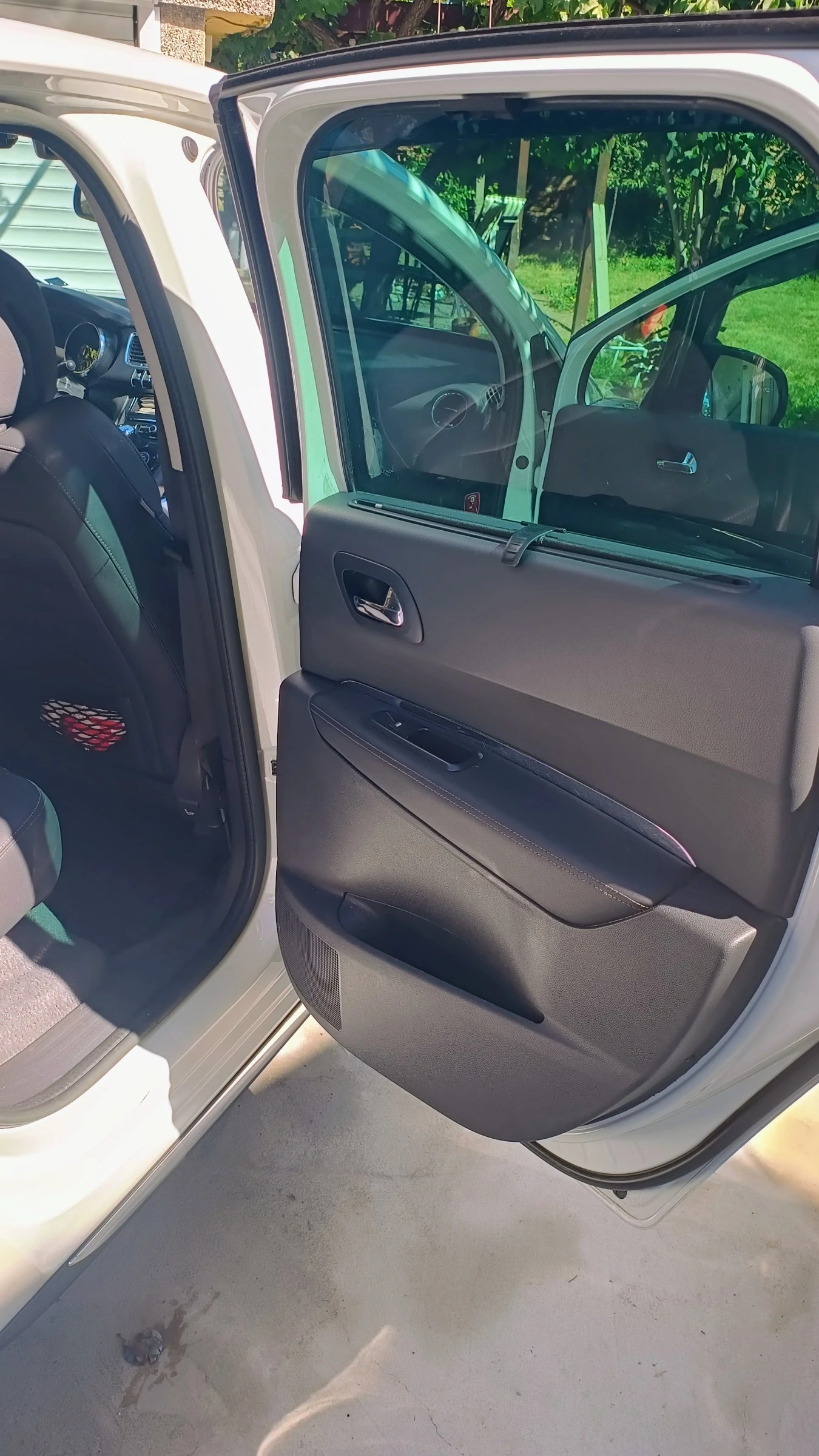 Peugeot 3008 alur, снимка 13 - Автомобили и джипове - 55785192