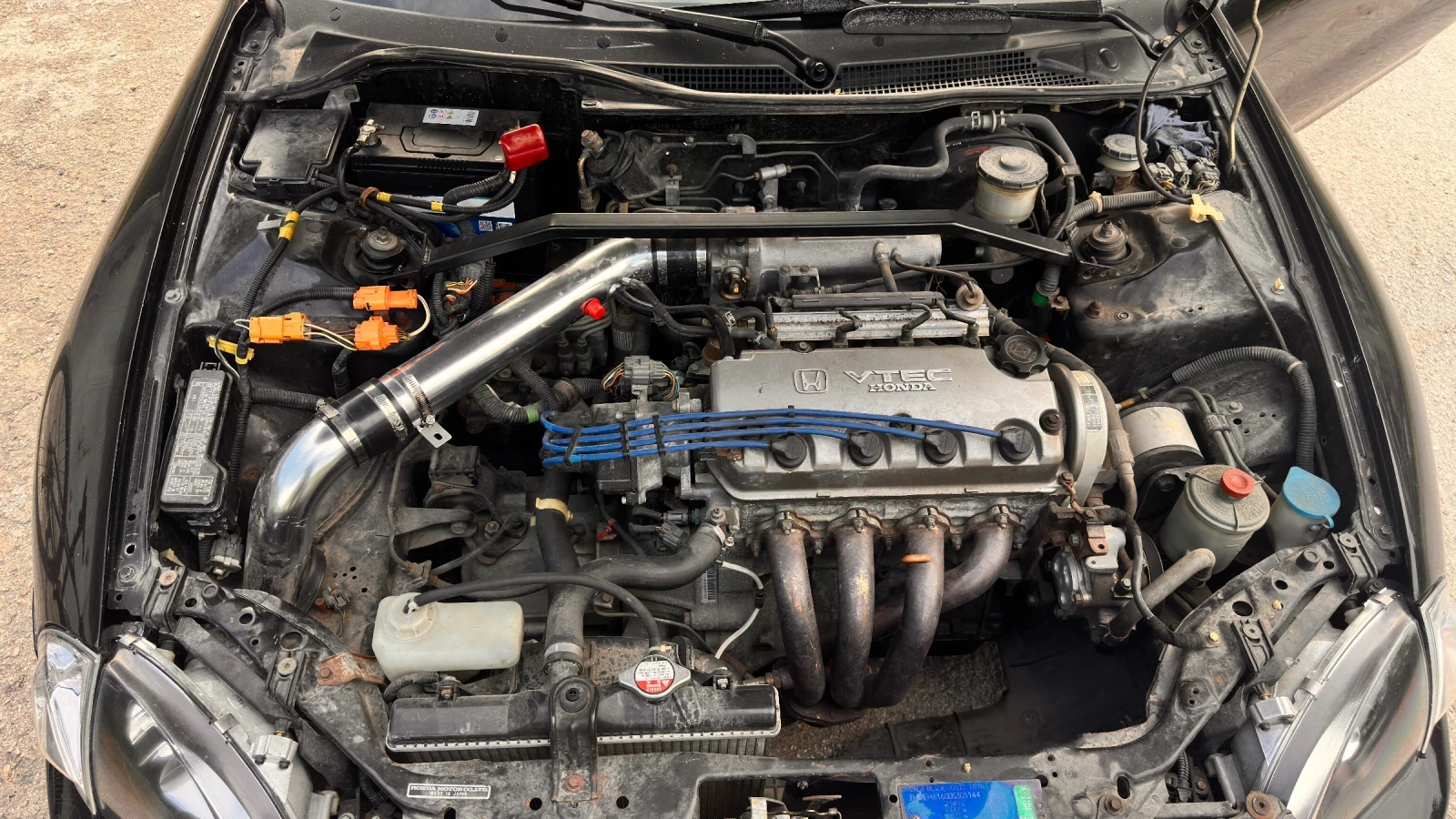 Honda Crx 1.6 vtec d16z6, снимка 11 - Автомобили и джипове - 55972339