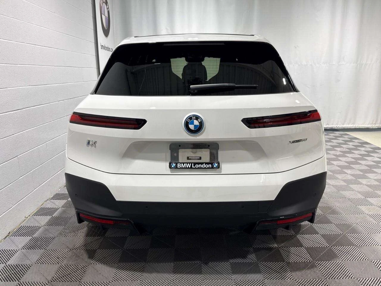 BMW iX xDrive50 �� ���������������� �� ���, ���� �� �� | Mobile.bg � ����������� 6