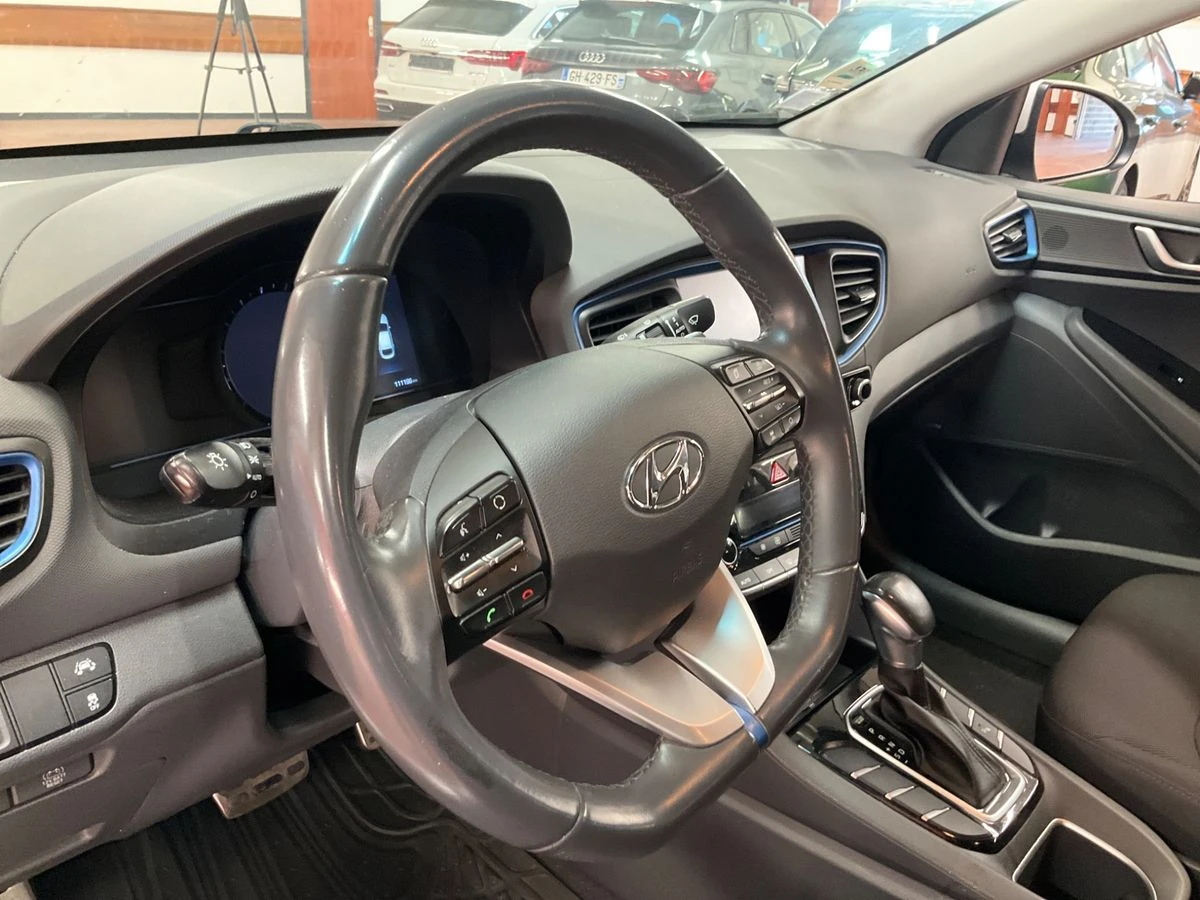 Hyundai Ioniq 1.6 Hybrid Creative, снимка 7 - Автомобили и джипове - 56309170