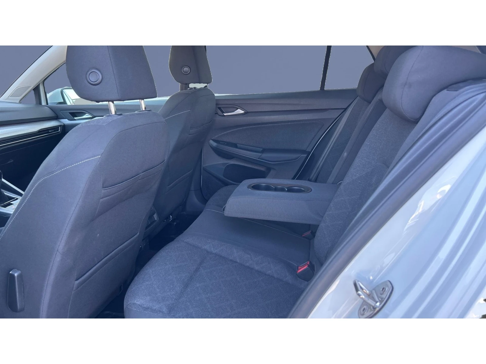VW Golf 2.0 TDi Life �/�, ������� ������ �� 266   | Mobile.bg � ����������� 12