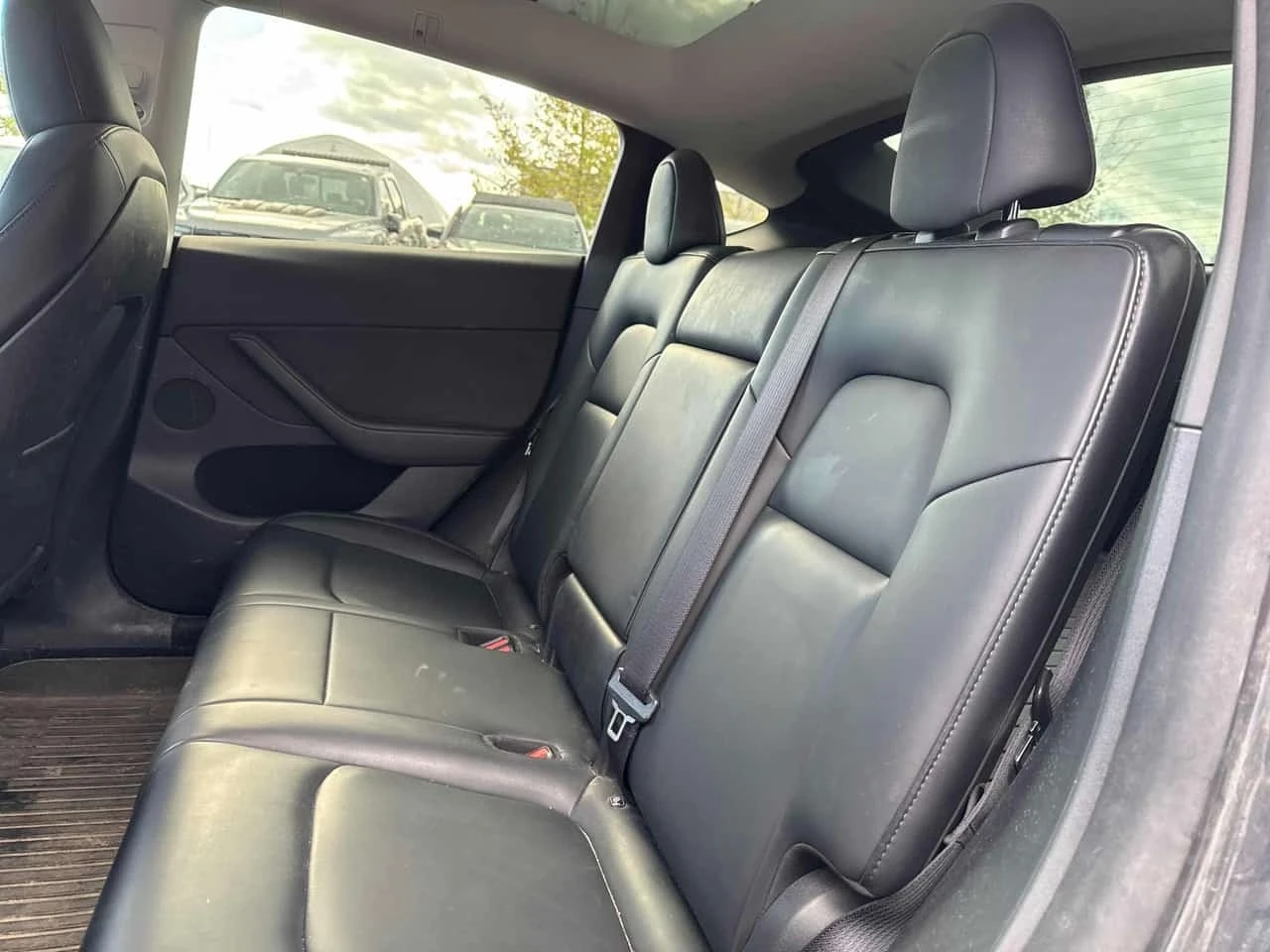 Tesla Model Y * Long Range * CARFAX * ��� ������������ ������ | Mobile.bg � ����������� 11