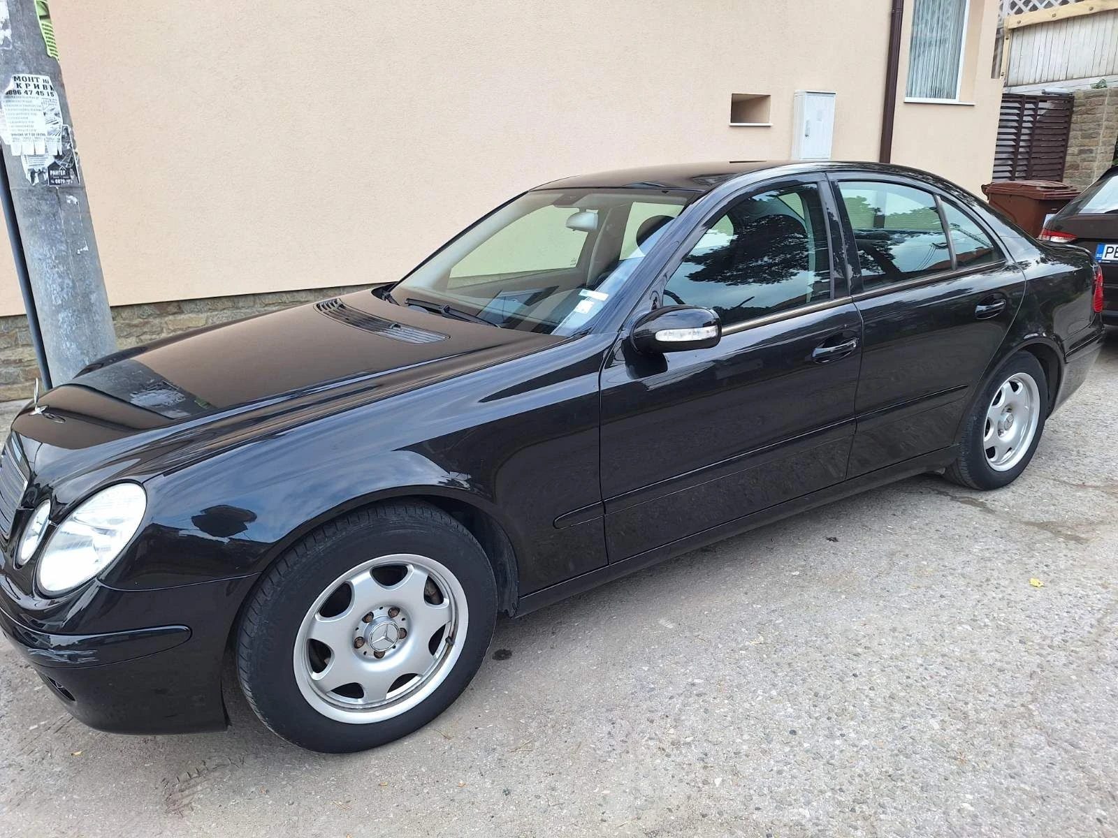 Mercedes-Benz E 220 W211, снимка 5 - Автомобили и джипове - 56655988