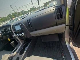 Обява за продажба на Toyota Sequoia SR5* 5.7 V8* ВИДЕО НА МОТОР* ПЕРФЕКТЕН ЗА ГАЗ ~23 200 лв. - изображение 8