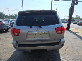 Обява за продажба на Toyota Sequoia SR5* 5.7 V8* ВИДЕО НА МОТОР* ПЕРФЕКТЕН ЗА ГАЗ ~23 200 лв. - изображение 2