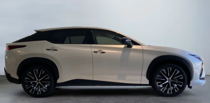 Lexus RZ 450e = Launch Package= Гаранция, снимка 4 - Автомобили и джипове - 47717581