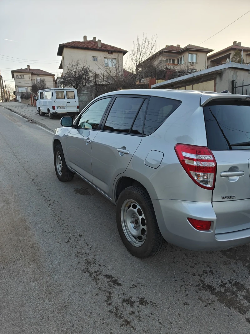 Toyota Rav4, снимка 4 - Автомобили и джипове - 49433067