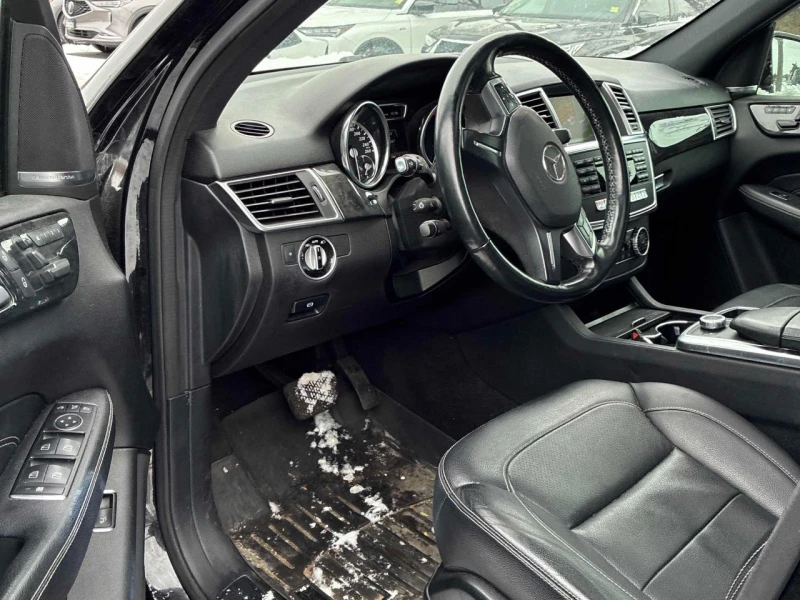 Mercedes-Benz ML 350 AMG packet* Harman Kardon* Подгрев* Пано* Камера, снимка 5 - Автомобили и джипове - 52803139